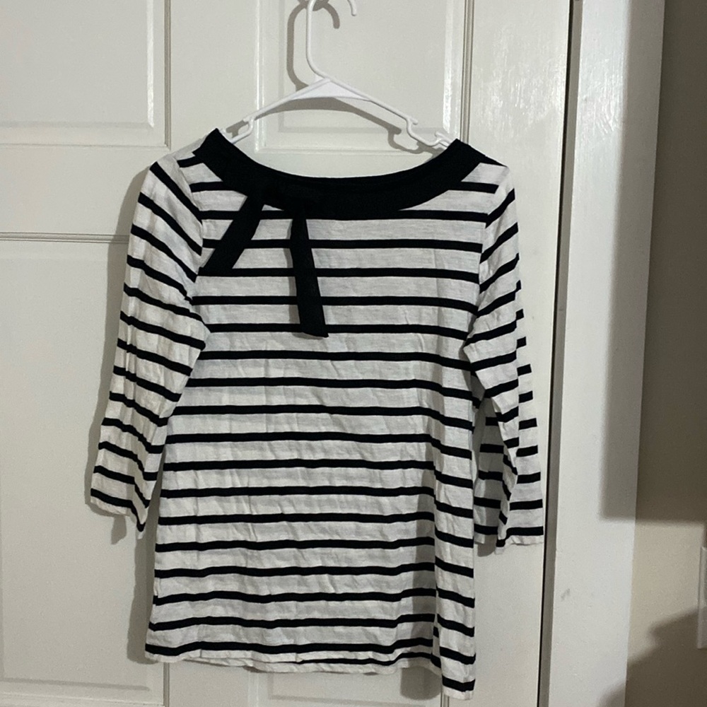 Shirt.  Black & white stripe.  Bow on collar.  Ann Taylor loft.  Size M